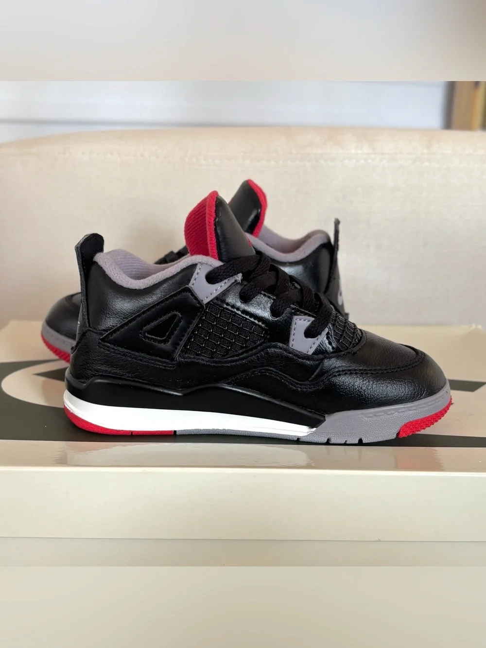 Nike Air Jordan 4 Retro Bred Reimagined PS BQ7669-006 Kids Size 10C Black Red